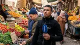 خضار يفتح قلبه للمغاربة ويكشف السر وراء غلاء البصل والطماطم ببلادنا