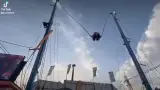 لقطات مرعبة.. سقوط عنيف لركاب لعبة ترفيهيةفي اسبانيا بعد انقطاع مفاجئ للكابل