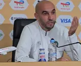 الركراكي يتحدث عن الأخطاء التحكيمية وكيف هيئ الأسود للتعامل معها في نهائي الكان