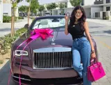 في عيد ميلادها.. الفنانة مي عمر تحصل على "رولز رويس" فاخرة يتجاوز سعرها نصف مليار سنتيم كهدية