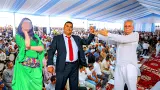 شيخات "أحوزار" يخطفن الأضواء من "بن عبد الله" في لقاء حزبي بالصويرة أثار جدلا واسعا (فيديو)