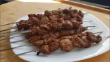 لا تبالغ في أكل اللحوم بالعيد.. أطباء يكشفون الكمية المناسبة