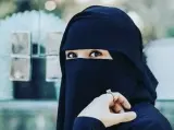 طنجة.. منقبة تنفذ عملية سرقة مثيرة لمحل مجوهرات بـ"بلاصا طورو" مستعينة بـ"الكليموجين"