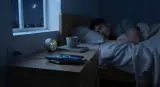 هل يضر شحن الهاتف طوال الليل بالبطارية؟