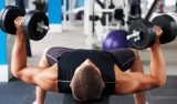 دراسة: رفع الأثقال ثلاث مرات أسبوعياً قد يقلل العمر البيولوجي بـ8 سنوات