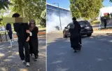 "أم الأسبوع" في فرنسا.. أم مغربية تقتحم احتجاجات ثانوية وتجر ابنها للسيارة بـ"تصرفيقة" (فيديو)