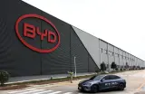 زلزال في عالم السيارات.. BYD تقتحم نادي العشرة الكبار عالمياً والعلامات الصينية تغزو السوق المغربية