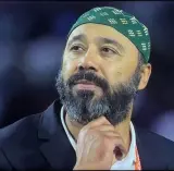 السكتيوي يكشف سر "الطاكية" التي رافقه لحظة التتويج التاريخي