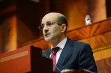 الأزمي للمنصوري: عندنا ما يتقال على ملف المخدرات ولكن كنضربو ونبقيو.. وفي 20 فبراير كنا مع الاستقرار ومنكم من هرب لباريس